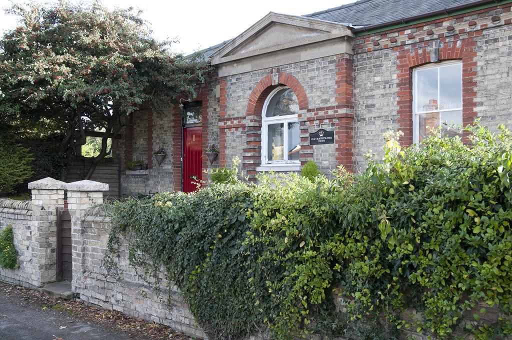 Bed and Breakfast The Old Magistrates Court à Melbourn Extérieur photo